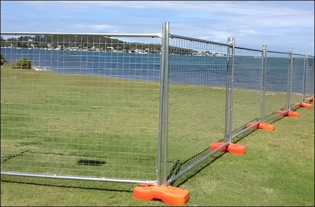 Taşınabilir çit tel örgü panel