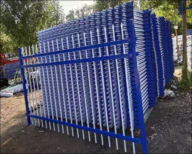 temporary-modular-fence-panels.jpg